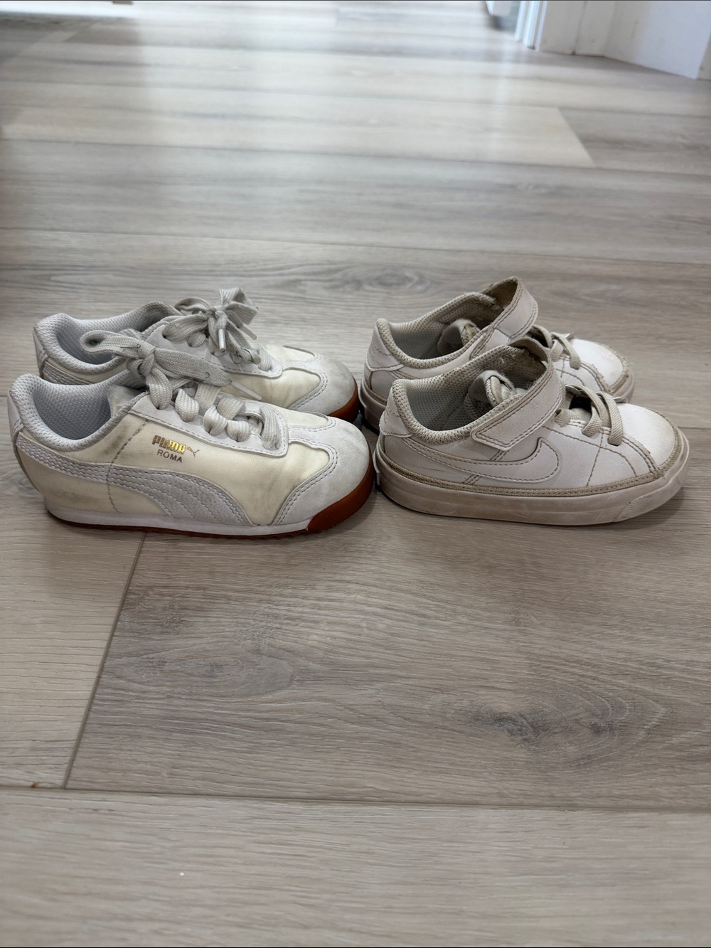 Bundle size 7 - Puma & Nike Kids White and Sneakers